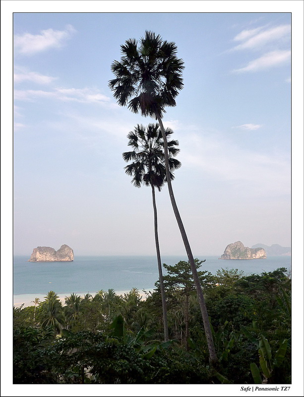 2011 - 03 - Koh Ngai 140